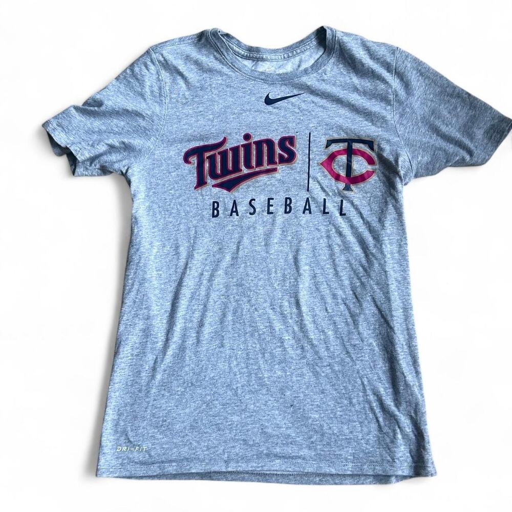 Grey nike minnesota twins baseball Womens Small‎ DryFit